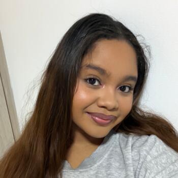 Canguro en Mejorada del Campo: Valentina