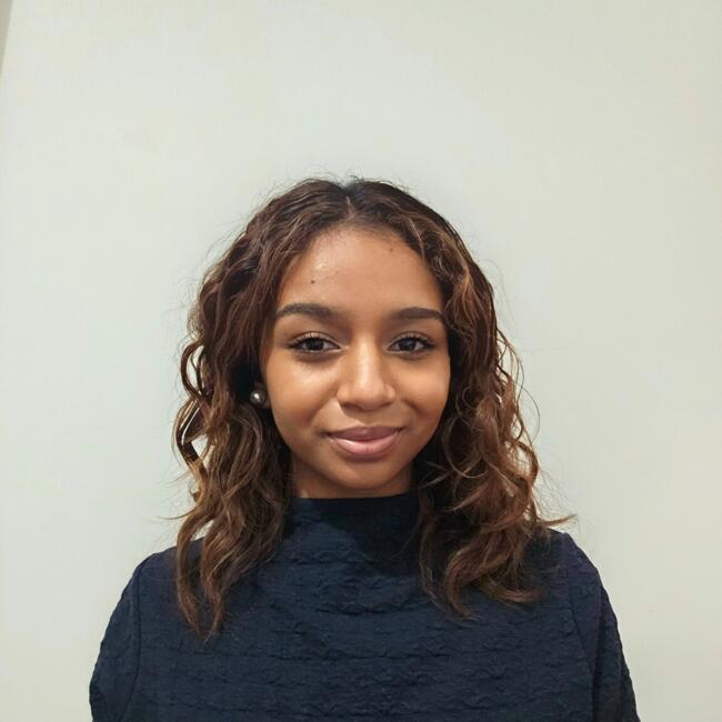 Babysitter in Champhol: Louise