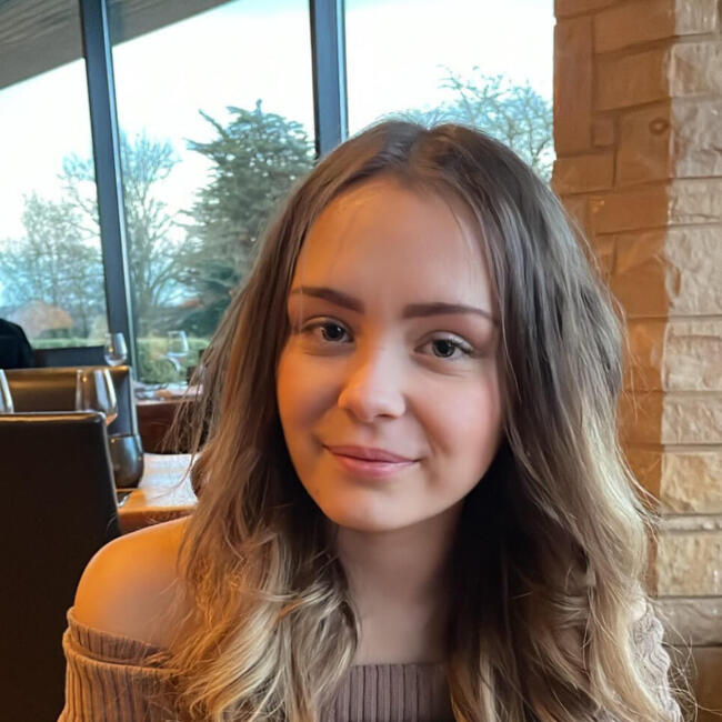 Babysitter in Neath: Adara