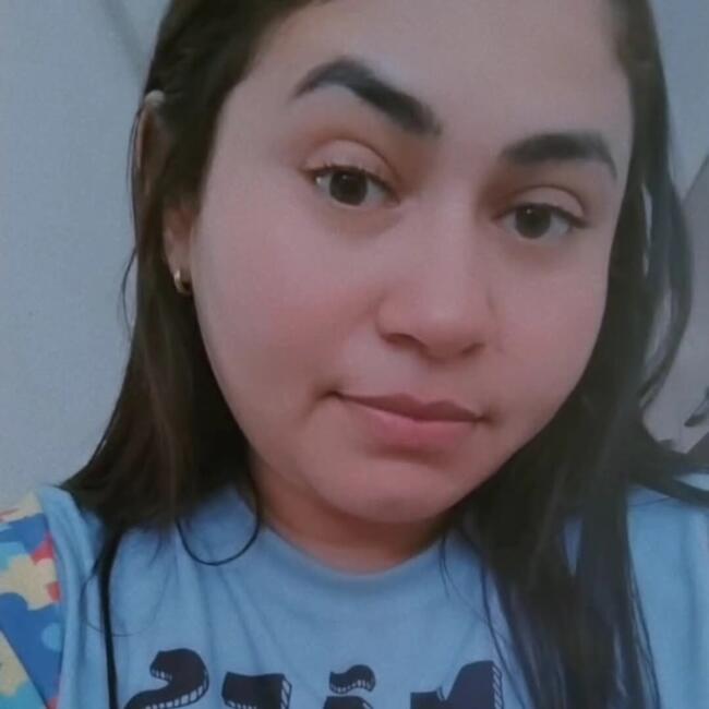 Babysitter in São Luís: Vanessa