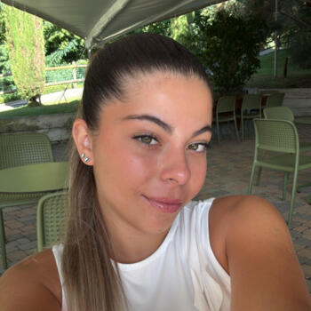 Babysitter Cermenate: Carola