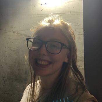 Baby-sitter in Hamilton: Sophie