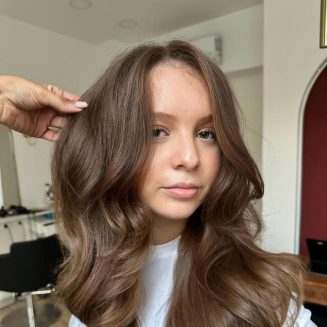 Babysitter in Cerny: Ava