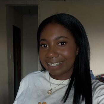 Babysitter in Teresópolis: Daniele