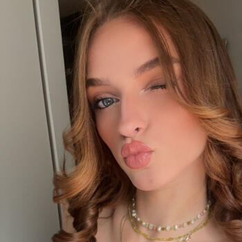 Babysitter in Beaumont: Melyne