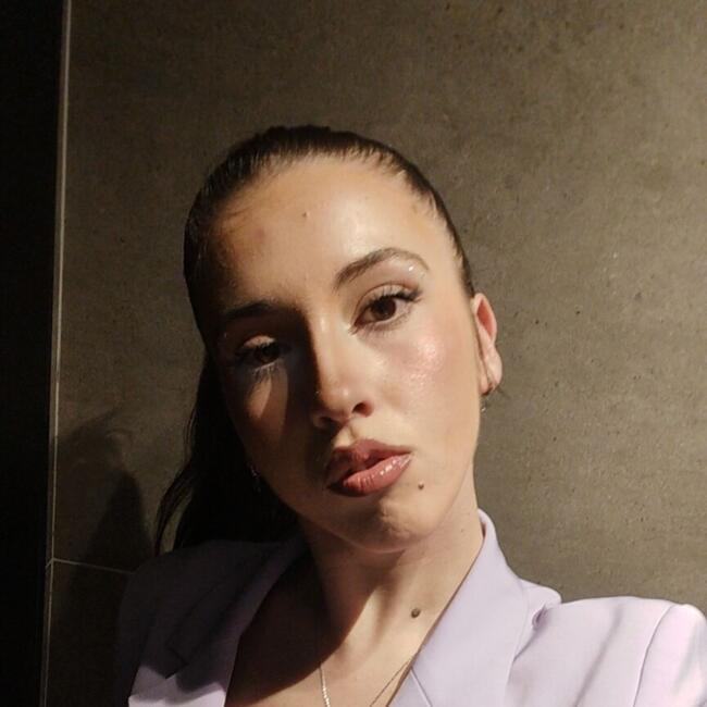 Nanny in Larissa: Michaela