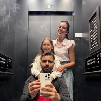 Δουλειά για babysitter στην περιοχή Σαντιάγο: δουλειά φύλαξης παιδιών Elias