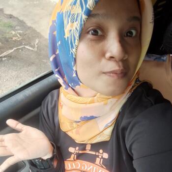 Babysitter in Kajang: Mmy