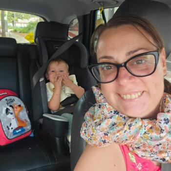 Job de garde d'enfants à Winnipeg: job de garde d'enfants Aciya