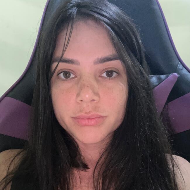 Emprego de babá em Rio das Ostras: Agata