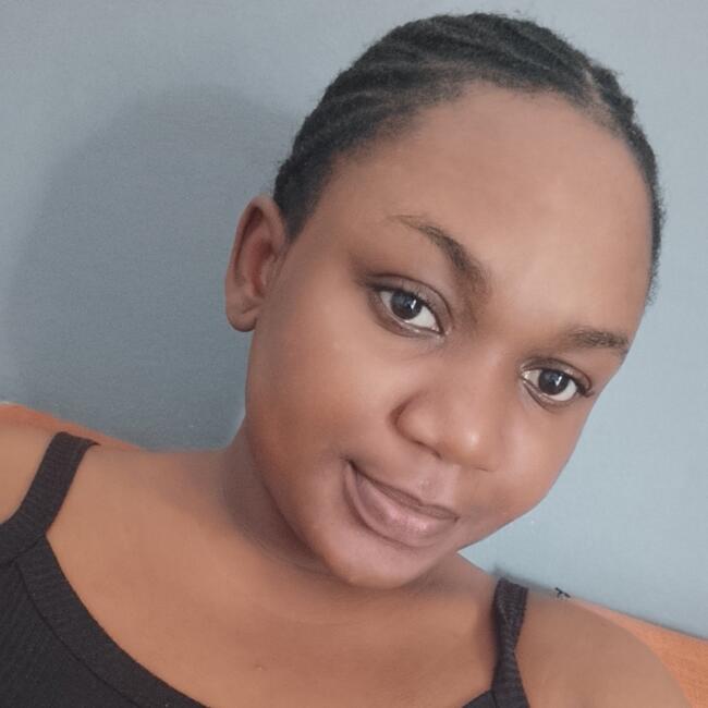 Babysitter in Abidjan: Nelly