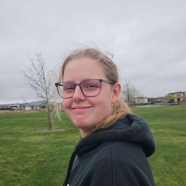 Babysitter in Leeston: Hannah