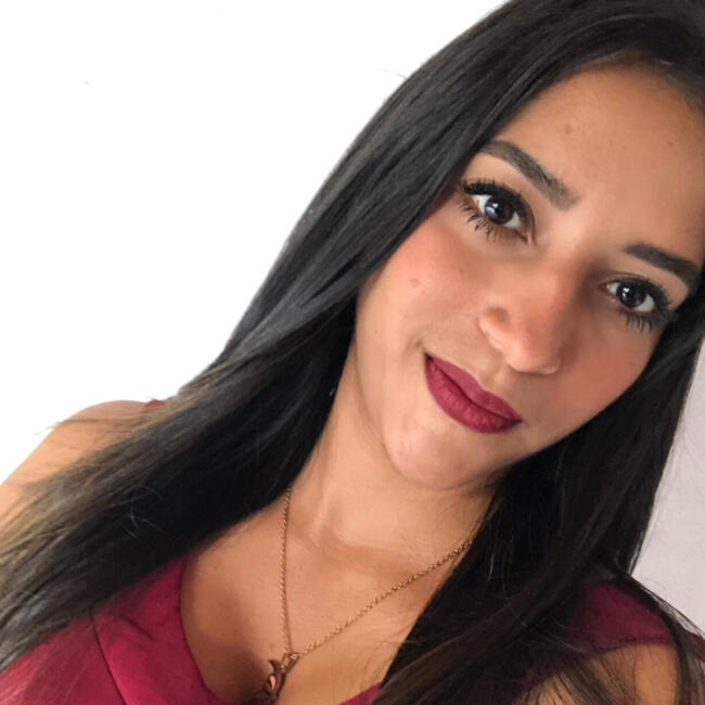 Babysitter in Canto del Llano: Alisson Nadine