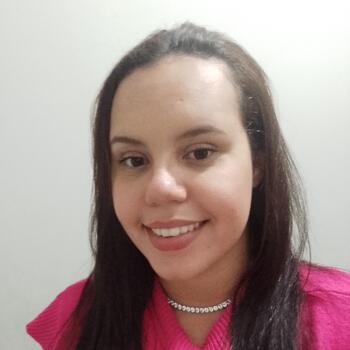 Babysitter in Nhandeara: Gabriela