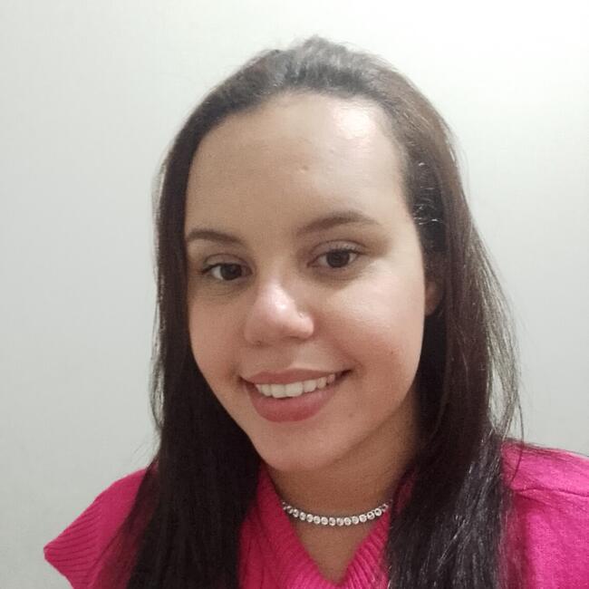 Babysitter in Nhandeara: Gabriela