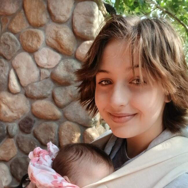 Babysitter in Elk Grove: Liahna