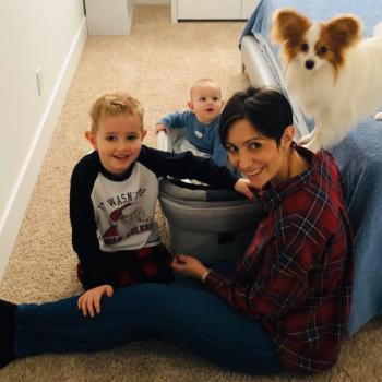 Baby-sitting Calgary: job de garde d'enfants Tanya