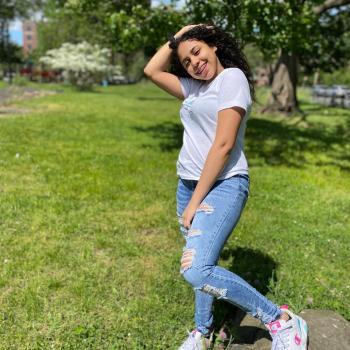 Babysitter The Bronx: Rayenni