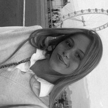 Babysitter London: Maria