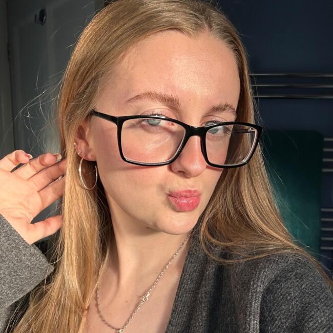 Babysitter in Reading: Georgia