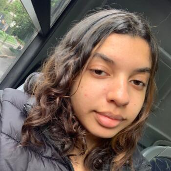 Babysitter Porto Alegre: Mayara