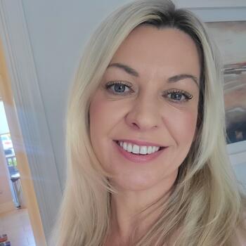 Babysitter in Delgany: Rosalind