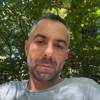 Job de garde d'enfants à Paris: job de garde d'enfants Francesco