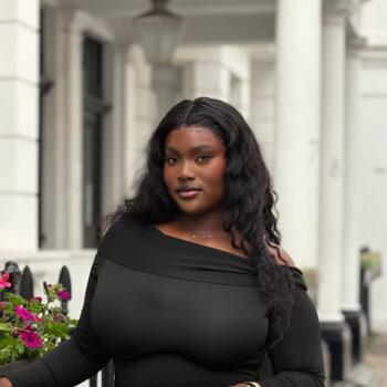 Babysitter in London: Favour