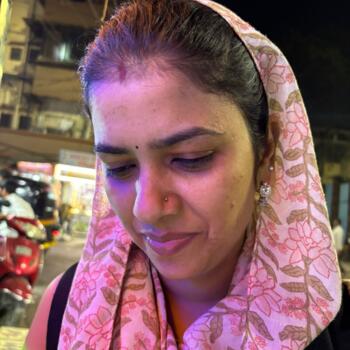 Babysitter in Dombivali: Reshma