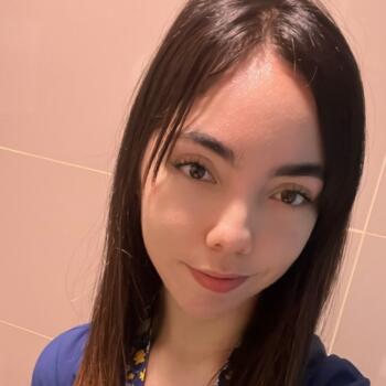 Babysitter in Chiguayante: Scarlet Andrea