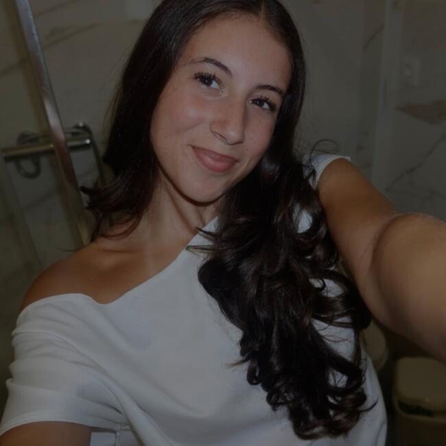 Babysitter em Vilarinho: Iara