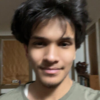 Baby-sitter Edmonton: Ayaan