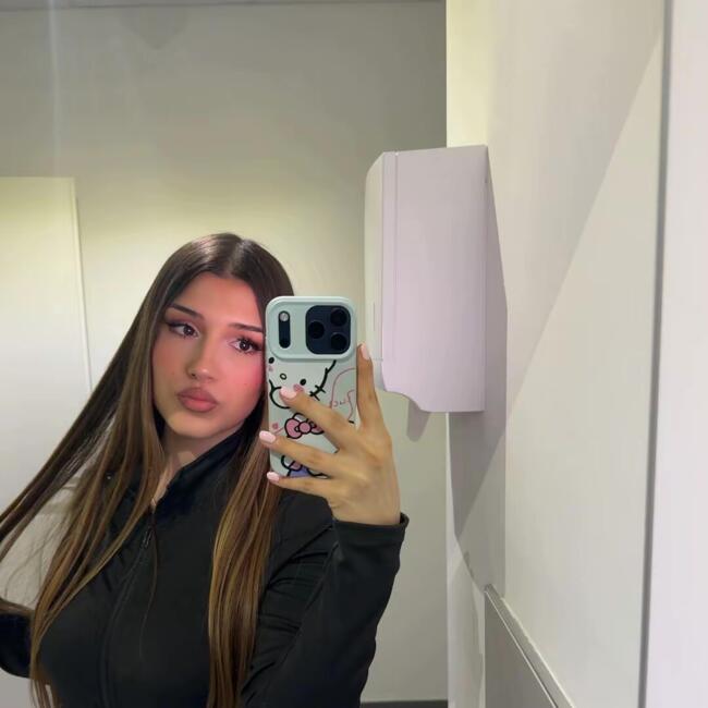 Babysitter in Duisburg: Alysha Kaymaz 