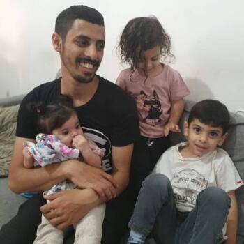 Babysitting job in Petah Tikva: babysitting job מתניה