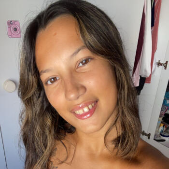 Babysitter Abrigada: Beatriz Costa