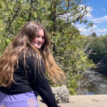 Babysitter Thorold: Addison