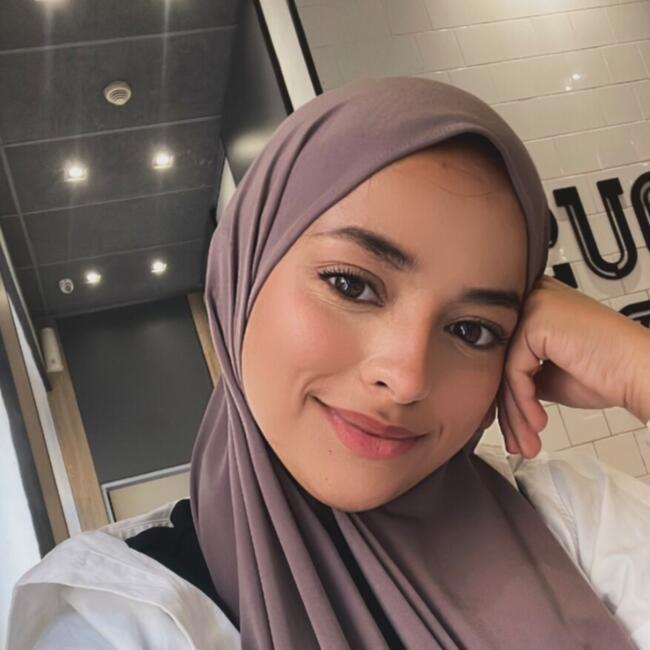 Babysitter in Tangier: Janat