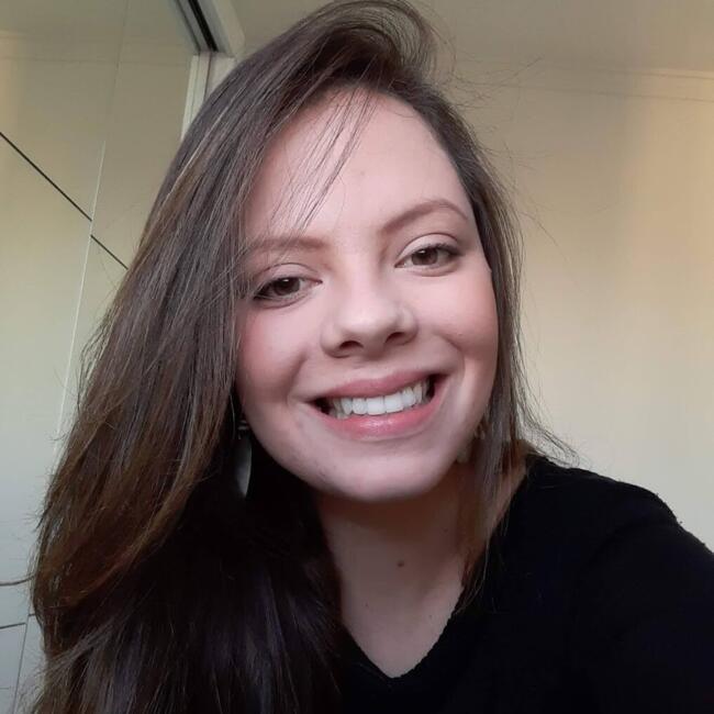 Babysitting job in São Paulo: Mayara