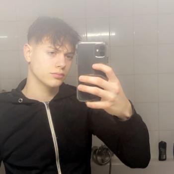 Baby-sitter in Hasselt: Dennis