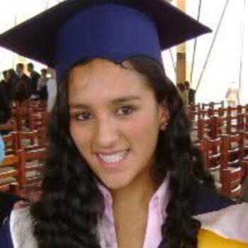 Babysitter Panama City: Andrea