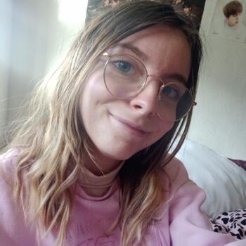 Babysitter in Bordeaux: Floriane