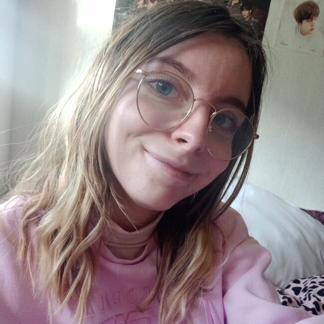 Babysitter in Bordeaux: Floriane