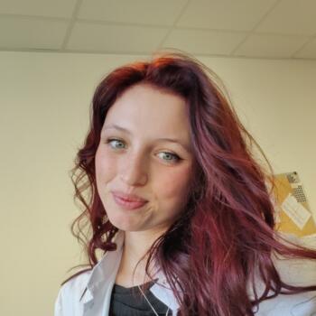 Babysitter in Biviers: Charlotte-Heïdy