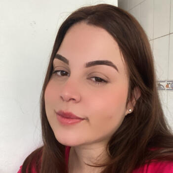 Babysitter in Almirante Tamandaré: Letícia