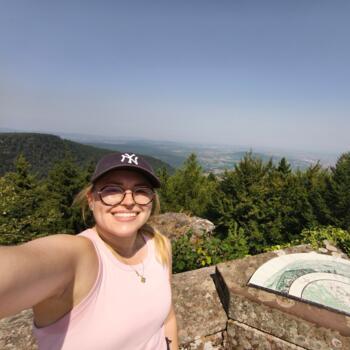 Babysitter in Brumath: Leanne