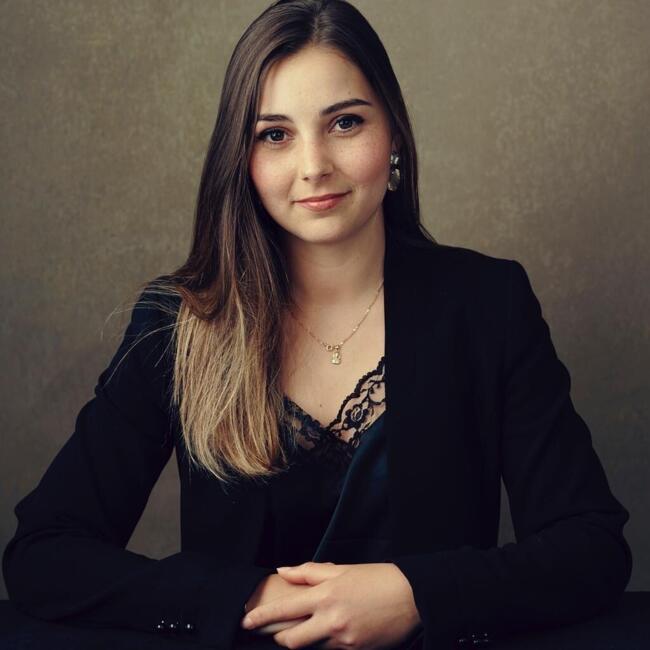 Babysitter Job in Genf: Laetitia