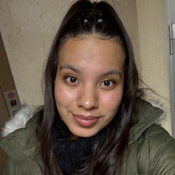 Babysitter in Madrid: Naiara Elizabeth