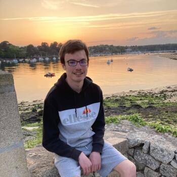 Babysitter in Meudon: Raphaël