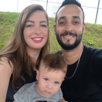 Emprego de babá em Jaraguá do Sul: emprego de babá Patricia