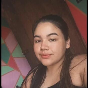 Babysitter in Caldera: Hilary Miranda